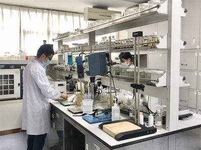 肇慶化妝品產(chǎn)業(yè)鏈探秘 從OEM代工到品牌銷(xiāo)售，一站式購(gòu)物指南